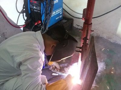 氬弧焊機(jī)