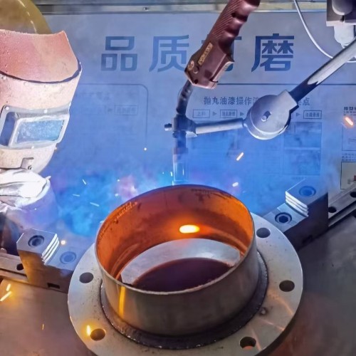 焊接機(jī)器人